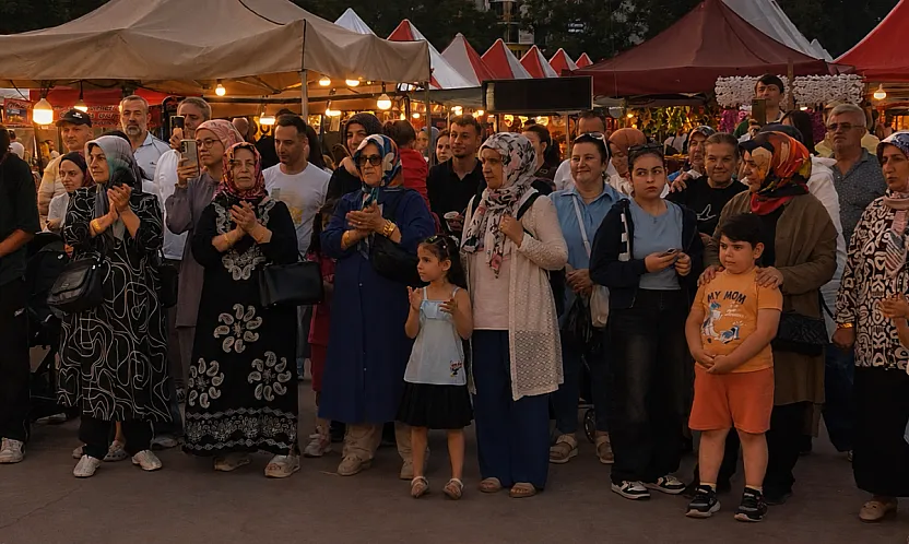Çarşamba'da sıra gecesi coşkusu