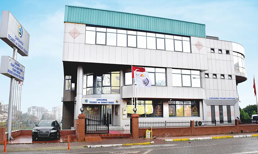 Çarşambalı kadın emekçiler dünyaya açılıyor