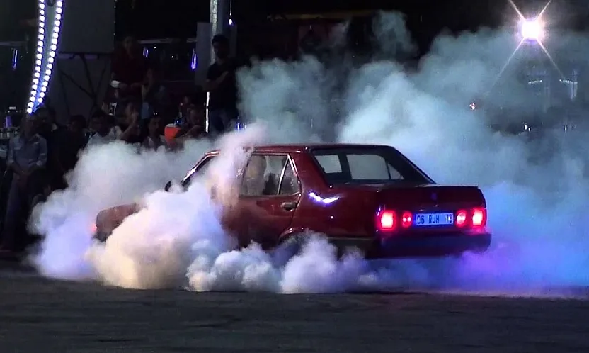 Drift yapan makas atan yandı!