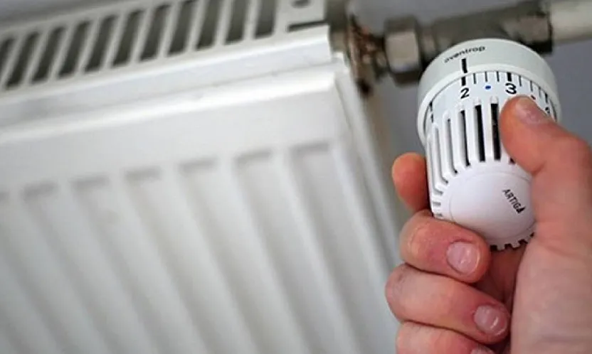 Faturayı yarı yarıya düşürmek mümkün: Evde ısı kaybını önlemenin yolları belli oldu!