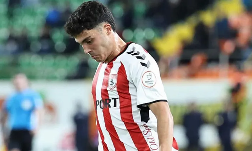 Genç Yetenek Yuvaya Dönüyor: Enes Albak Yeniden Samsunspor'da!