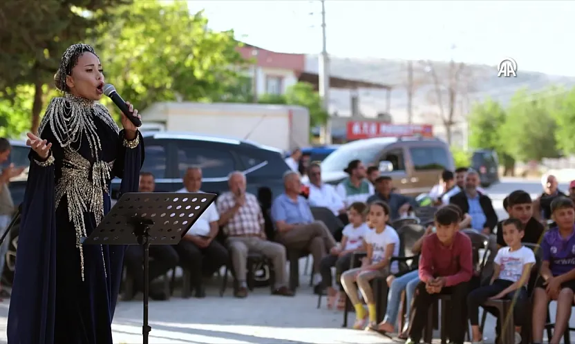 Opera sanatını köylere taşıdılar