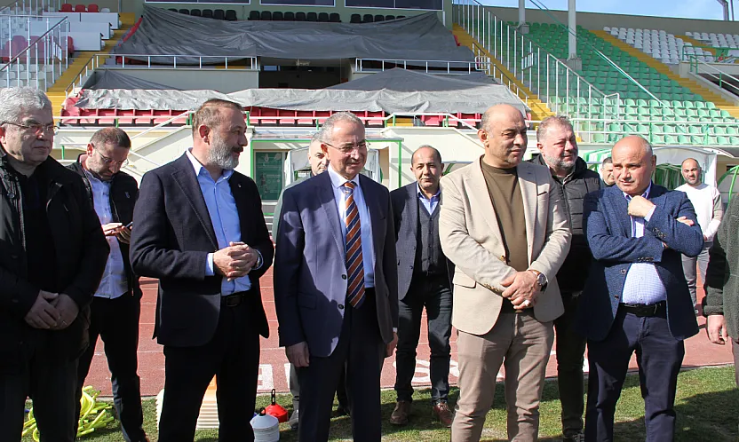 Protokolden Çarşambaspor'a tam destek