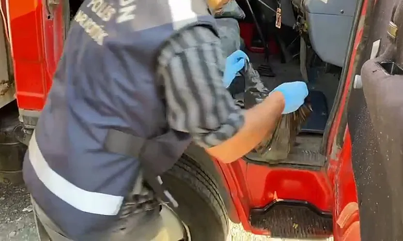 Samsun'da Kamyonette uyuşturucu operasyonu