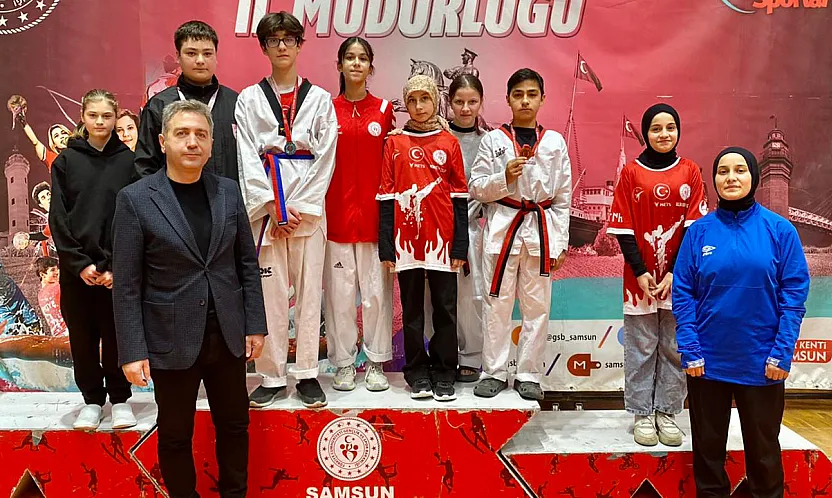Samsun'daki şampiyonaya Salıpazarılı sporcular damga vurdu