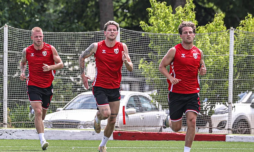 Samsunspor yeni sezonun ilk antrenmanını gerçekleştirdi