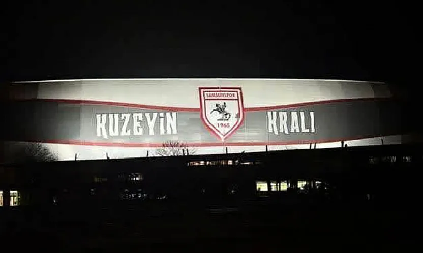 Yoldan geçenler gözlerini alamıyor! 'Kuzeyin Kralı' artık ışıl ışıl!