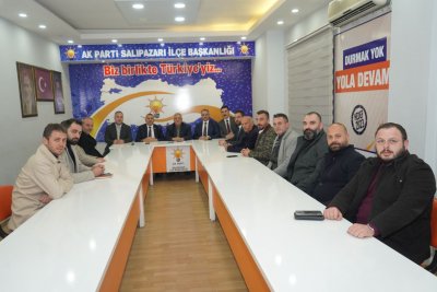 salipazari-ak-parti-ilce-3.jpeg