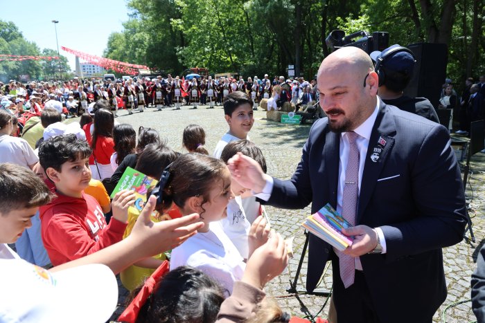 atakum-belediyesinden-unutlmaz-19-mayis-kutlamasi-40.jpeg