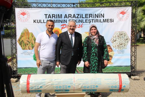 50-ciftciye-sera-ortusu-dagitildi-6.jpg